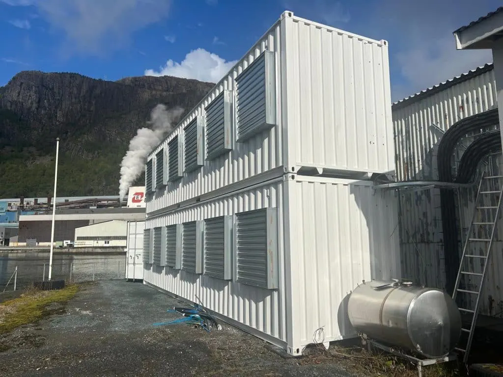 Bitcoin Mining Rechenzentrum in Norwegen mit Container-Infrastruktur