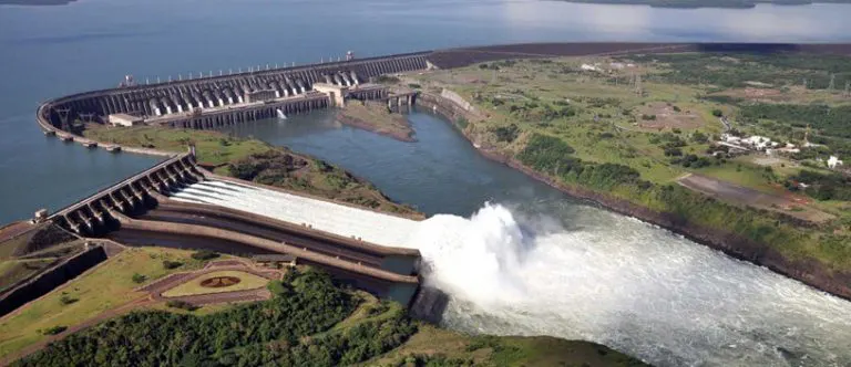 Itaipú-Damm als Wasserkraftquelle für Bitcoin Mining in Paraguay